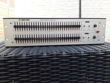 Klark Teknik DN360 Graphique Equalizer beschikbaar voor biedingen