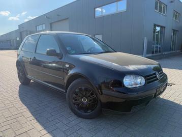 Volkswagen Golf 4 1.4 benzine – NIEUWE D-RIEM – 1J GARAN beschikbaar voor biedingen