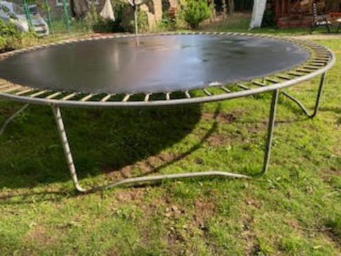 trampoline (doorsnee 3.90m), Enfants & Bébés, Jouets | Extérieur | Trampolines, Utilisé, Enlèvement