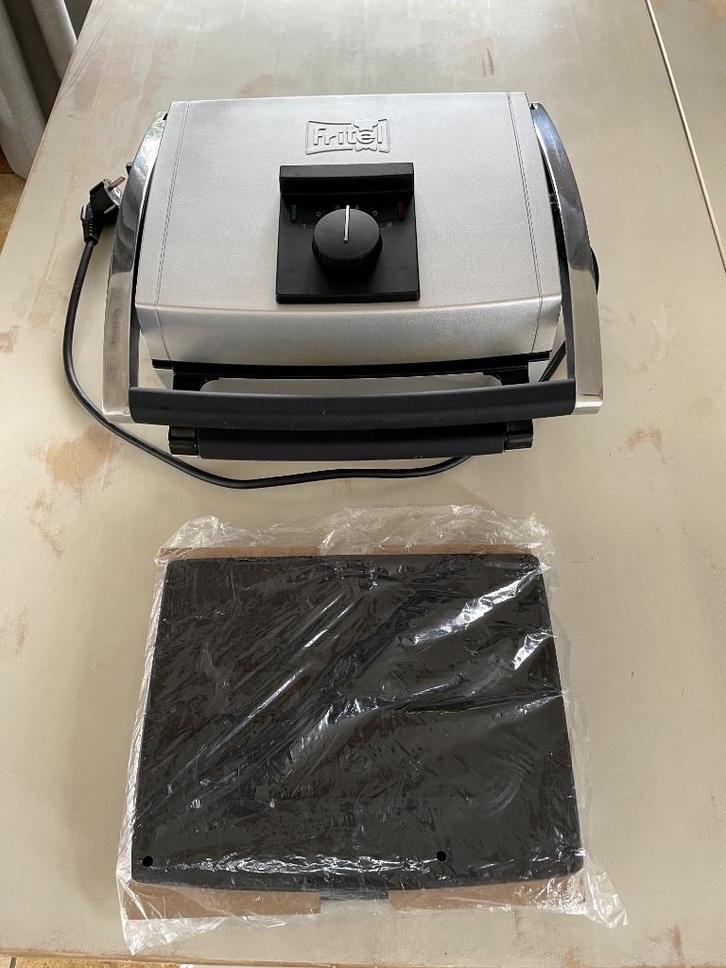 Gauffrier Fritel CW2435 - gaufrier et grill, Elektronische apparatuur, Wafelijzers, Ophalen