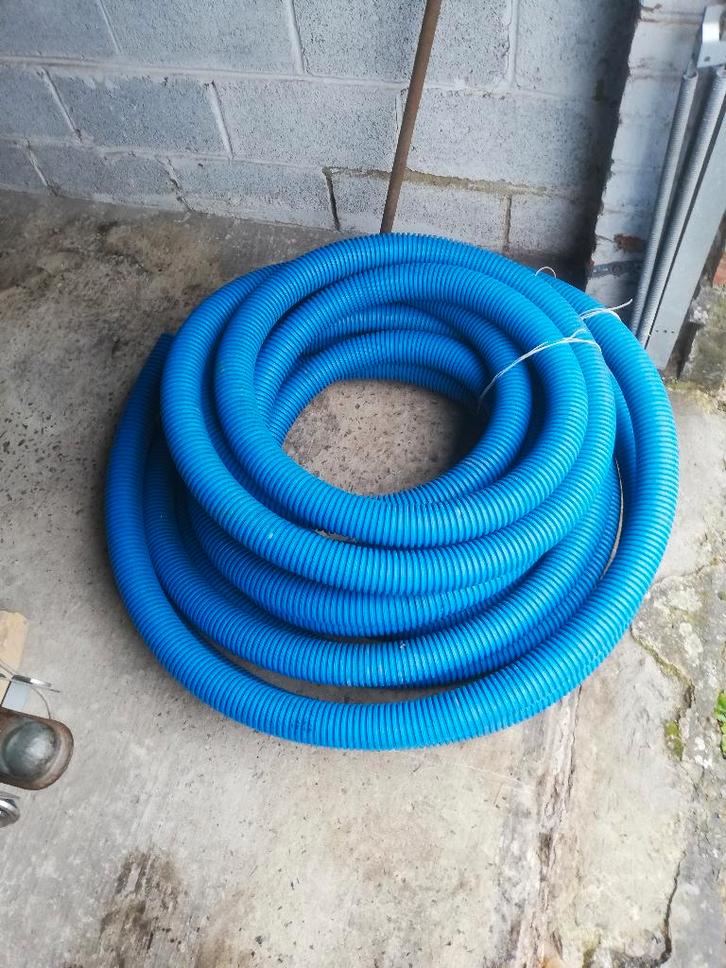 gaines , tuyaux, Doe-het-zelf en Bouw, Buizen en Afvoer, Zo goed als nieuw, Overige typen, PVC, 6 meter of meer, Ophalen of Verzenden