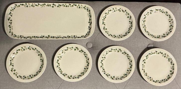 Set à gâteaux vintage 7 pièces Arzberg 29 ivy, Maison & Meubles, Cuisine | Vaisselle, Comme neuf, Assiettes(s), Enlèvement ou Envoi