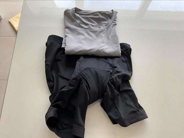 Fietskledij Medium  en large sport polo Björn Borg Hydro, Vêtements | Hommes, Vêtements de sport, Comme neuf, Enlèvement