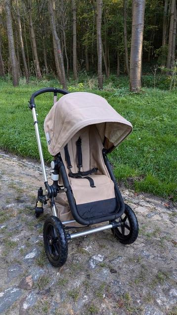 Poussette Bugaboo  disponible aux enchères