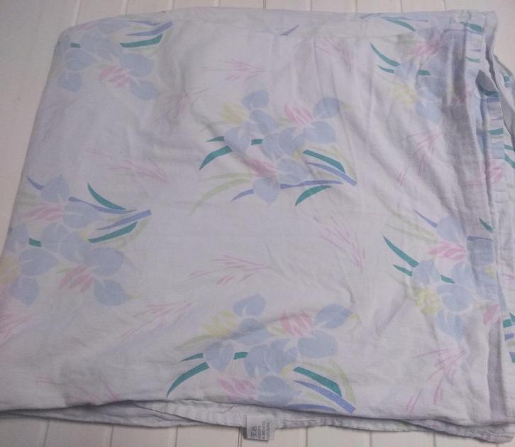 Drap de lit 265 X 225 cm., Maison & Meubles, Chambre à coucher | Linge de lit, Utilisé, Autres types, Blanc, Enlèvement ou Envoi