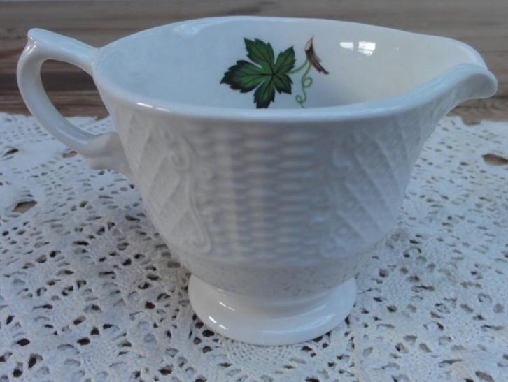 Engels vintage melkkannetje, druivenblad, Burleigh Moselle, Huis en Inrichting, Keuken | Servies, Zo goed als nieuw, Overige typen