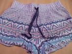 Bershka Short Small, Enfants & Bébés, Vêtements enfant | Taille 176, Enlèvement ou Envoi, Comme neuf, Fille, Pantalon