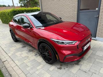 Ford mustang Mach E Premium AWD Long Range, Auto's, Ford, Automaat, 273 kW, Leder, Elektrisch