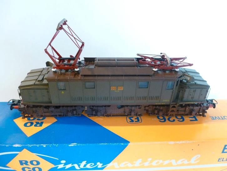 TRAINS HO, Hobby en Vrije tijd, Modeltreinen | H0, Zo goed als nieuw, Locomotief, Gelijkstroom, Roco, Ophalen of Verzenden