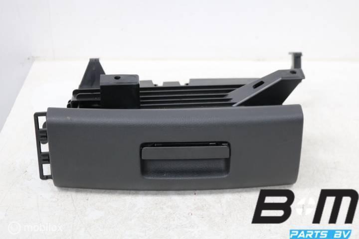Bakje onder stoel rechts VW Golf 7 5G0882600A, Auto-onderdelen, Interieur en Bekleding, Gebruikt