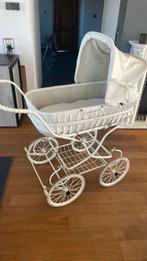 Mooie wit/ crème kleurige koets vintage!!, Ophalen, Gebruikt