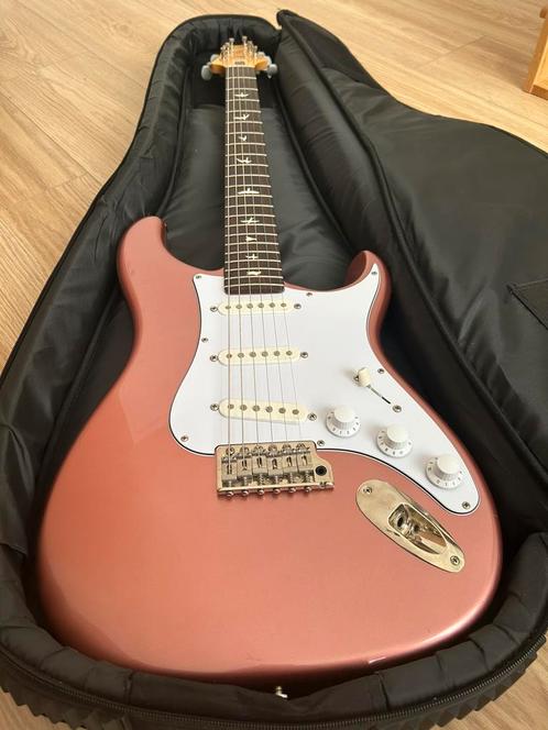 Silver Sky John Mayer Signature with Rosewood Fretboard, Muziek en Instrumenten, Snaarinstrumenten | Gitaren | Elektrisch, Gebruikt