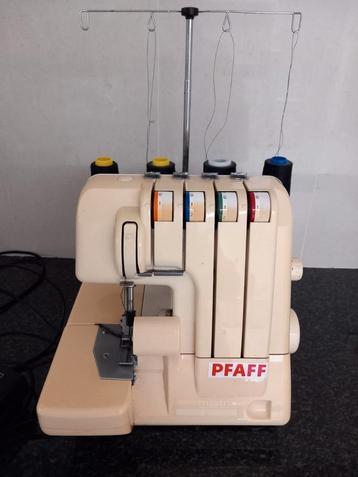 Pfaff Overlock Naaimachine Werkt Heel Goed beschikbaar voor biedingen