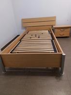 Bed, commode met spiegel, nachtkast, Ophalen, Gebruikt, Eenpersoons, Bruin