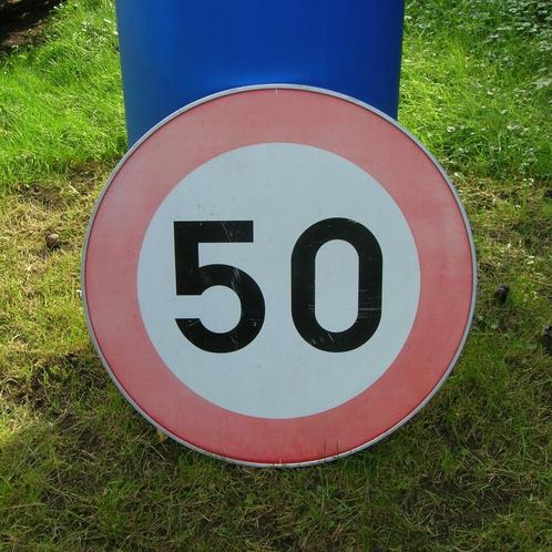 Verkeersbord “ Maximum 50 ”, Collections, Rétro, Maison et Meubles, Enlèvement