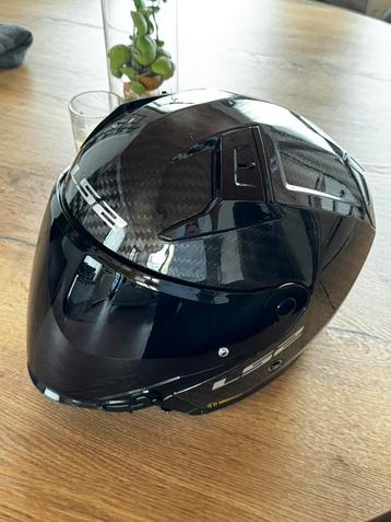 LS2 Infinity 2 carbon beschikbaar voor biedingen