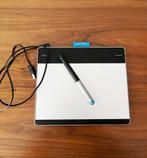 Wacom Intuos pen small tekentablet, Computers en Software, Tekentablets, Ophalen of Verzenden, Gebruikt, Bedraad, Wacom