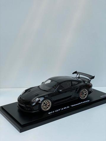 Porsche Spark GT3RS 1/18 disponible aux enchères