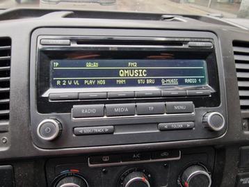 Originele radio/cd volkswagen transporter T5 beschikbaar voor biedingen