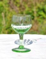 verre a liqueur ballon vert style ouraline, Antiquités & Art, Enlèvement ou Envoi