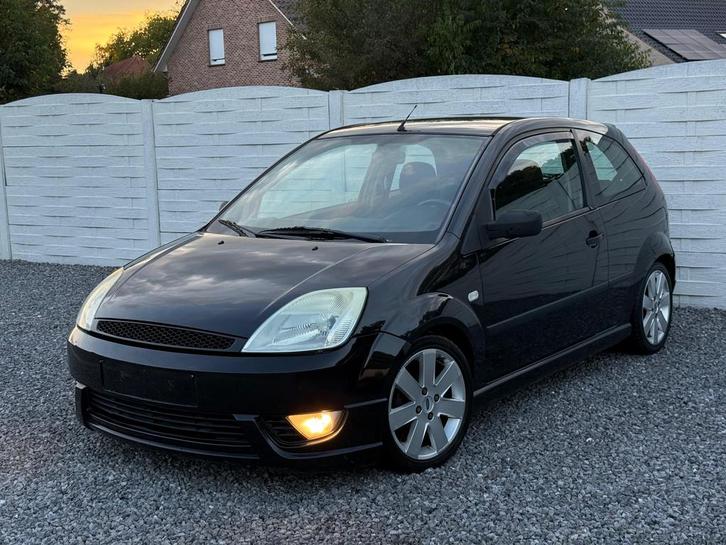 Ford Fiesta 1.4tdci 2003/ ST-look/ airco/ gekeurd vvk /, Auto's, Ford, Particulier, Fiësta, ABS, Airbags, Android Auto, Bluetooth