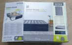 Intex matras met ingebouwde pomp, Ophalen, Zo goed als nieuw