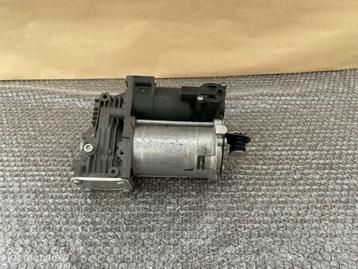 Luchtvering compressor a0993200104 Origineel beschikbaar voor biedingen