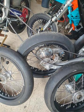 Jantes supermotard  beschikbaar voor biedingen