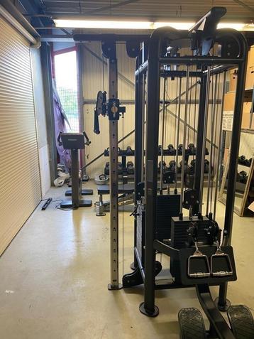TECHNOGYM Multi home gym /4-station / jungle machine 57% off beschikbaar voor biedingen