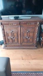 Buffet tête de lion., Ophalen, Eikenhout