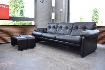 Prachtige B&B  (C&B) Italia design bank & footstool beschikbaar voor biedingen