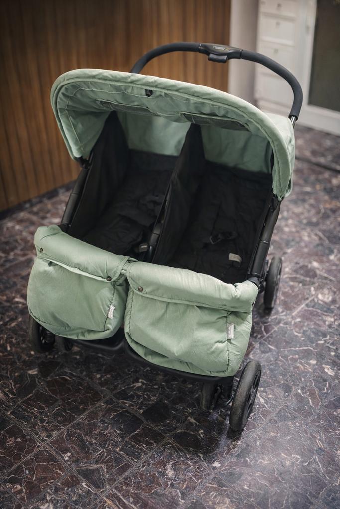 Lorelli Twin Green Bay – duo kinderwagen, Enfants & Bébés, Jumeaux & Naissances multiples, Utilisé, Poussette ou Buggy, Enlèvement