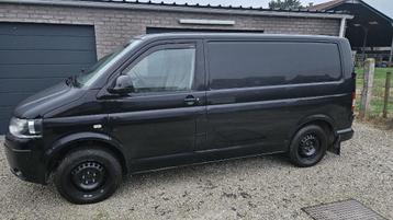 Volkswagen t5 TDI 2012, Auto's, Volkswagen, Voorwielaandrijving, Euro 5, Zwart, Particulier
