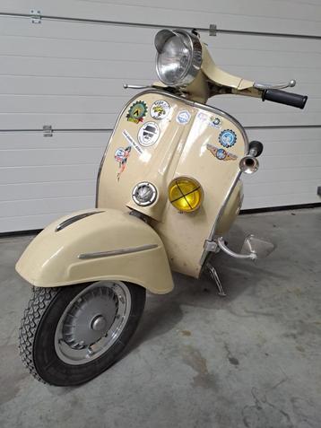 Vespa Super 150 / Bajaj Chetak beschikbaar voor biedingen