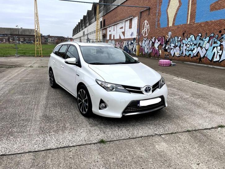 Toyota Auris Hybrid, Auto's, Toyota, Particulier, Auris, Achteruitrijcamera, Airbags, Airconditioning, Bluetooth, Cruise Control
