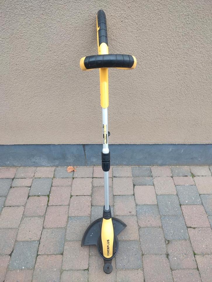 Powerplus kantenmaaier / grastrimmer powxg 30030, Tuin en Terras, Grastrimmers, Gebruikt, Elektrisch, 10 tot 30 cm, Ophalen