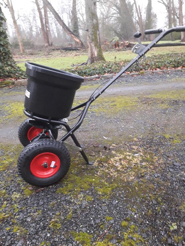 professionele strooiwagen, Jardin & Terrasse, Alimentation végétale, Neuf, Enlèvement