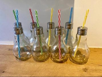 8 cocktailglazen lamp beschikbaar voor biedingen