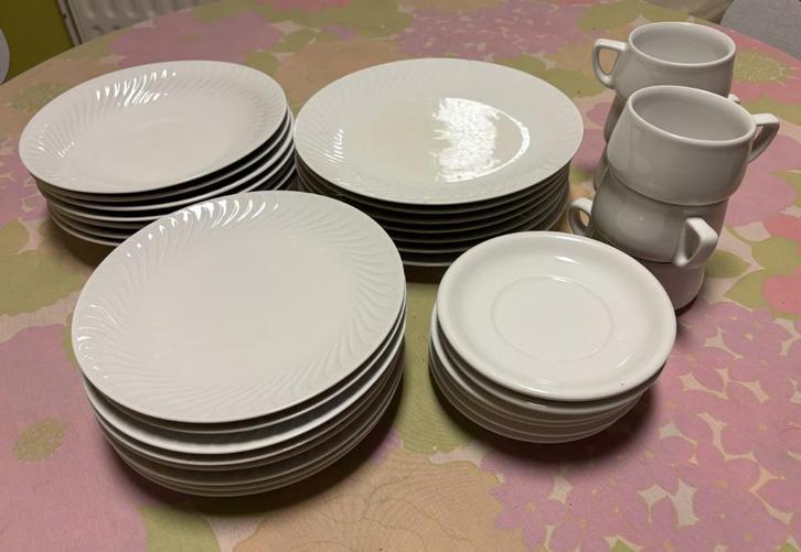 Service blanc, Huis en Inrichting, Keuken | Servies, Gebruikt, Compleet servies, Overige stijlen, Porselein, Ophalen