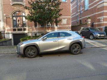 Lexus UX 250h, Auto's, Lexus, Euro 5, 4 cilinders, USB, 5 deurs