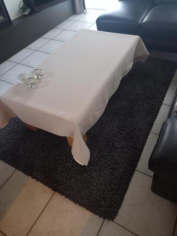 Moderne donkergrijze mat voor onder salontafel beschikbaar voor biedingen