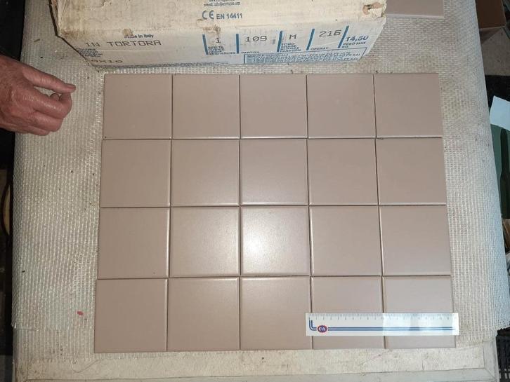 siertegels verschillende kleuren "effen", Doe-het-zelf en Bouw, Plinten en Afwerking, Nieuw, Overige typen, Hardsteen, Ophalen
