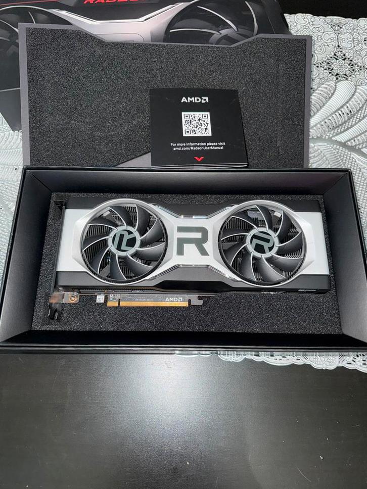 AMD Radeon RX 6700 XT Founders Edition 12 Go, Informatique & Logiciels, Cartes vidéo, Comme neuf, AMD, PCI-Express 4.0, GDDR6