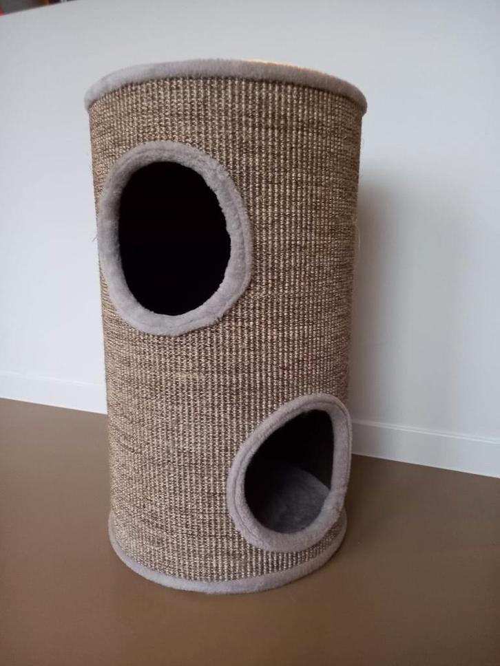 Krabton Grijs kussen bovenaan en 2 schuilplaatsen, Dieren en Toebehoren, Krabmeubelen, Zo goed als nieuw, Krabton, Ophalen