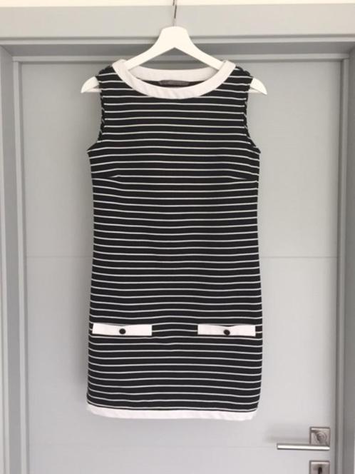 Jurk XS / Zara, Kleding | Dames, Jurken, Zo goed als nieuw, Maat 34 (XS) of kleiner, Boven de knie, Ophalen of Verzenden
