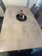 Table à manger gris blanc avec 4 chaises, Maison & Meubles, Tables | Tables à manger, Quatre personnes, 150 à 200 cm, Carré, Enlèvement