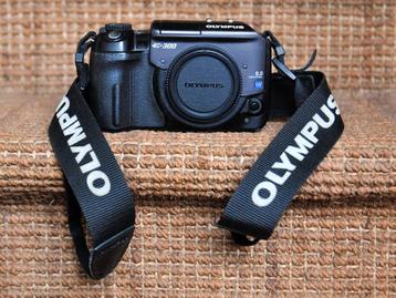 Olympus E-300 DSLR met Kodak CCD sensor, inclusief kitlens beschikbaar voor biedingen
