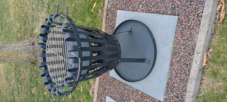 Nieuwe vuurkorf met barbecue functie., Tuin en Terras, Vuurkorven, Nieuw, Vuurkorf, Ophalen