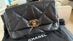 Chanel 19 small, Handtassen en Accessoires, Tassen | Damestassen, Ophalen, Zo goed als nieuw