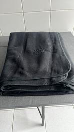 Zwarte plaid met draagriem. Nieuw. Afmeting  1m40 op 1m80, Ophalen of Verzenden, Nieuw